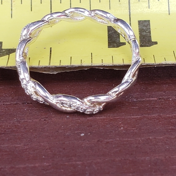 Silver Ring - Picture 3 of 4